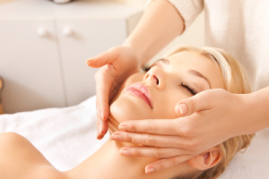 Face Therapy (Facial Micro-needling)